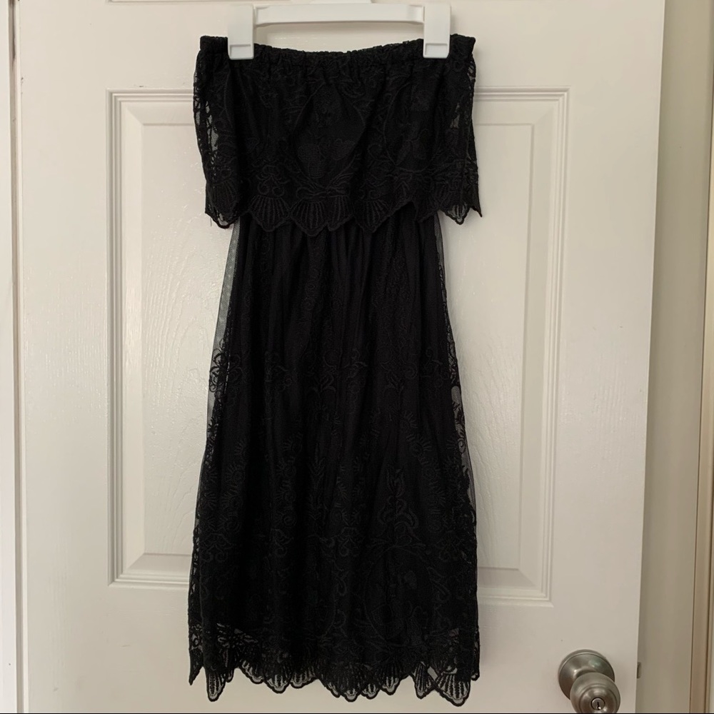 Black Lace dress - EXPRESS - XS